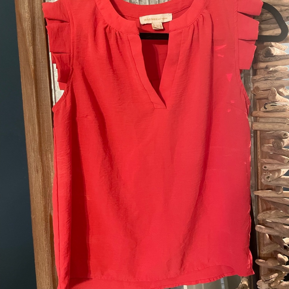 Monteau of Los Angeles melon Women's Top